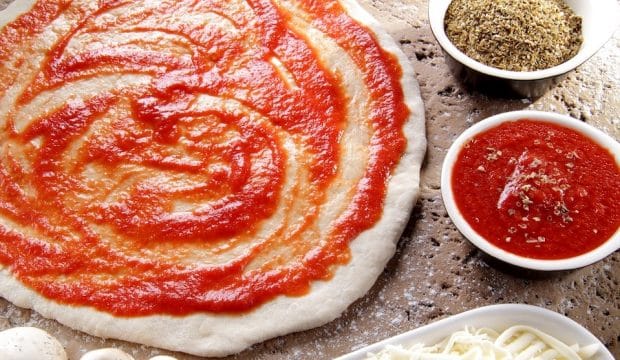 Pizza with spices